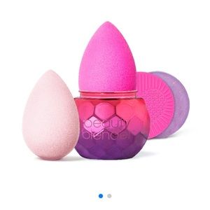 BeautyBlender DISCGLOW INFERNO Essentials Set 2 BBs  brand new